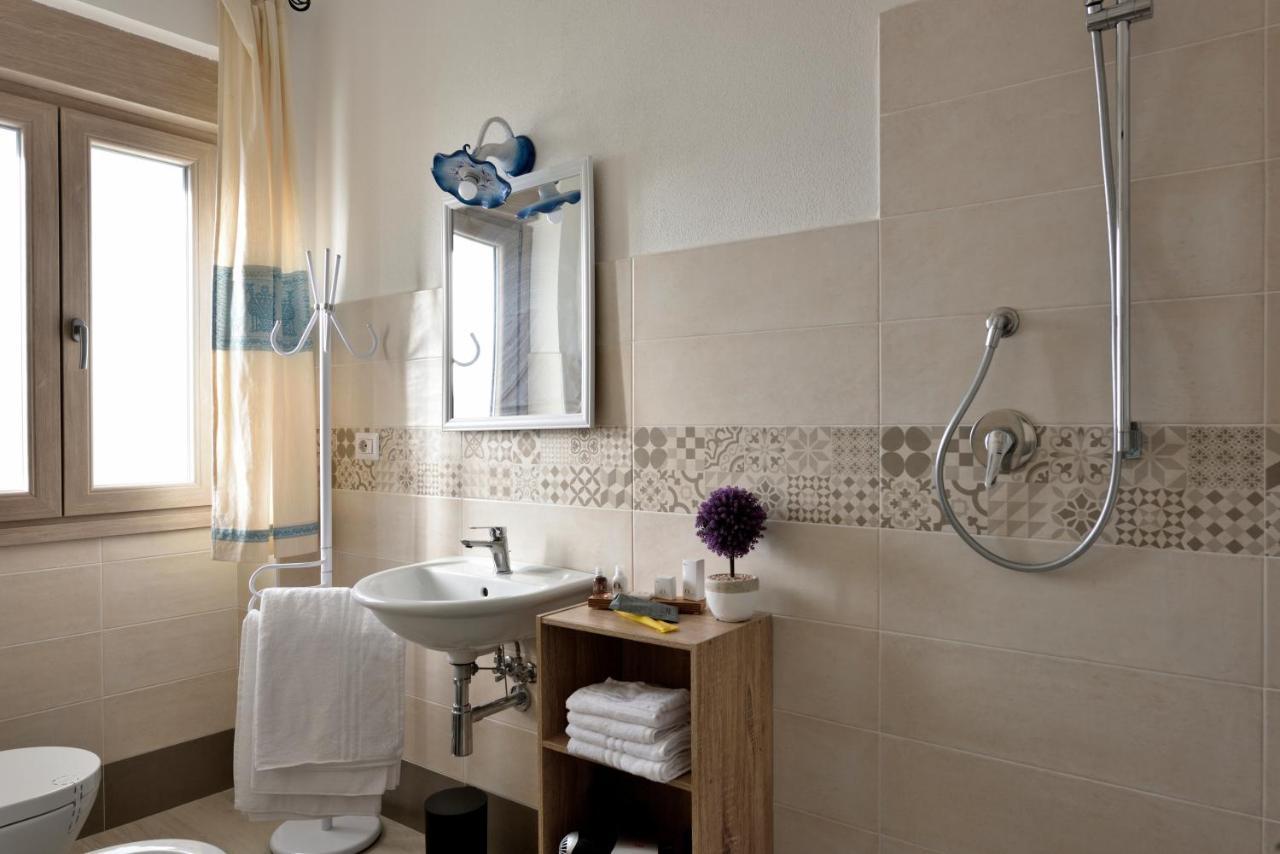 דורגלי Inah Rooms מראה חיצוני תמונה